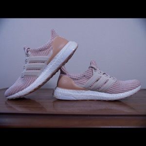 Adidas Ultraboost 3.0 Women 8.5 Like New!